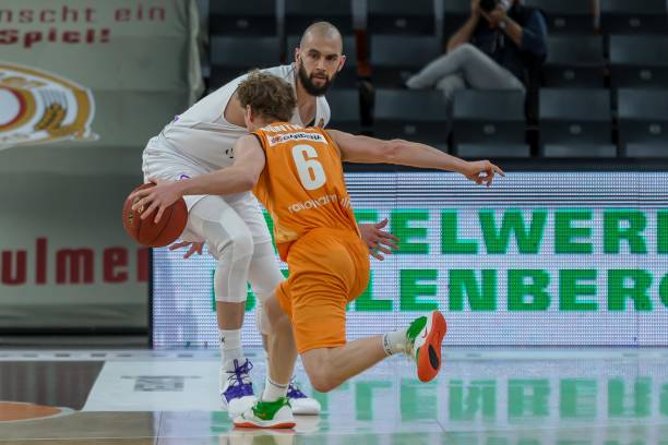 进攻的佛罗 进攻的佛罗